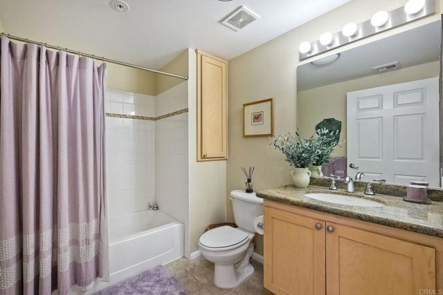 2400 5th Avenue 225, San Diego CA: https://media.crmls.org/mediaz/dc15dfca-d283-4f48-908b-48547296c2fb.jpg