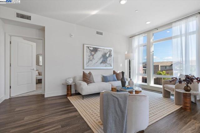 5925 Charlotte Dr, San Jose CA: https://media.crmls.org/mediaz/dc16615b-b9b8-4883-9de1-76d1c8e47741.jpg