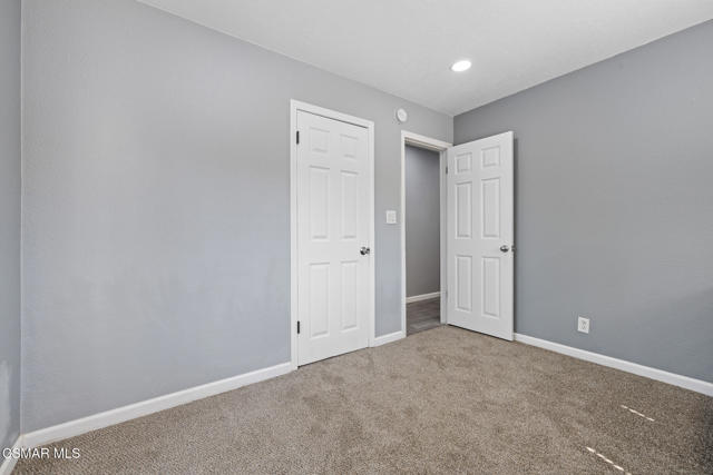 789 Glen Oaks Road, Thousand Oaks CA: https://media.crmls.org/mediaz/dc166440-eb30-4367-a9f5-249c9cbc3e54.jpg