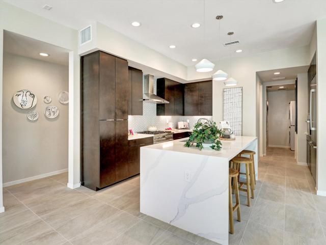 798 Obsidian Loop E, Palm Springs, CA 92264
