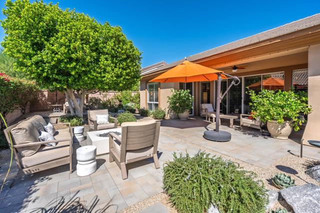 36531 Tallowood Drive, Palm Desert CA: https://media.crmls.org/mediaz/dc16c69d-34c7-408a-95b8-376dee95bea6.jpg