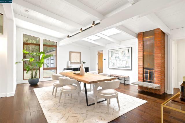 Image 10 of 28 For 8 Oak Arbor  