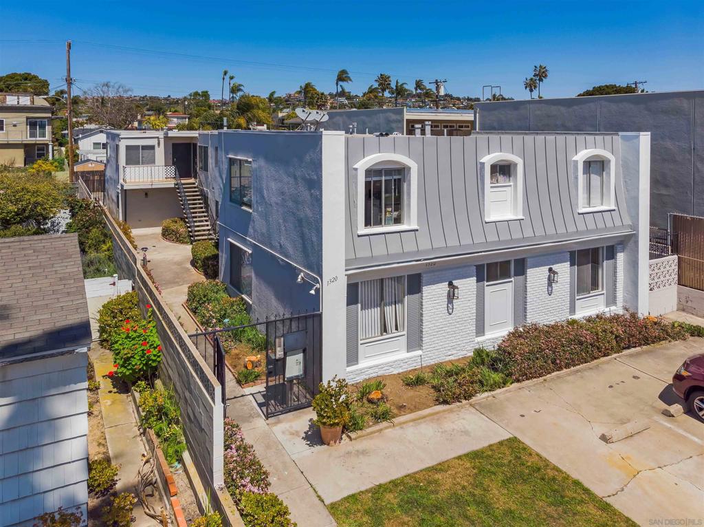 1320 Felspar St, San Diego, CA 92109
