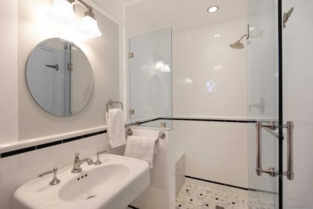 3574 7th Avenue, San Diego CA: https://media.crmls.org/mediaz/dc17977c-ae44-40cd-8faa-04351c219def.jpg