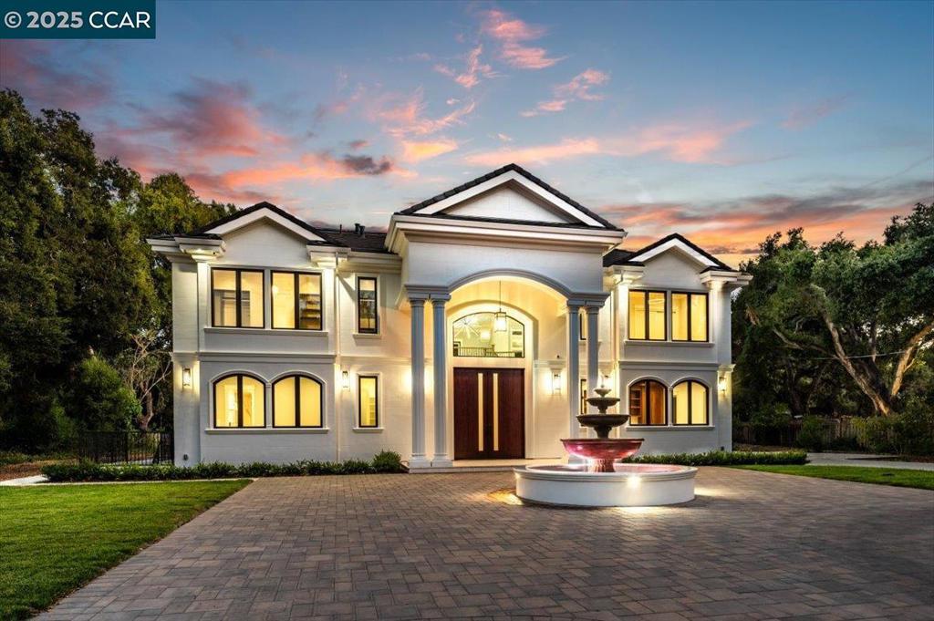 74 Middlefield Rd