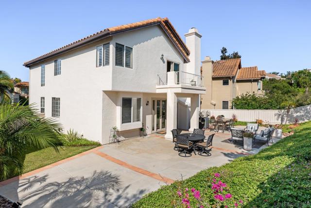 18027 Chieftain Ct, San Diego CA: https://media.crmls.org/mediaz/dc1ae361-a7b9-4448-bedb-786f6efc0880.jpg
