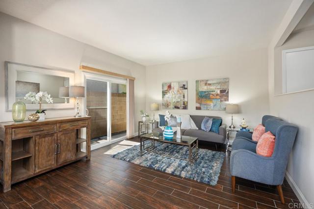 6 Cape Cod, Irvine CA: https://media.crmls.org/mediaz/dc1c4d9f-72bb-4f14-809b-2d3e6596034e.jpg