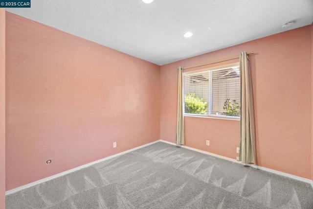 2749 Fountainhead Dr, San Ramon CA: https://media.crmls.org/mediaz/dc1d1d5d-d89b-42b2-9dac-687c594d91fa.jpg