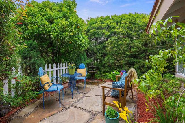 2702 Jacaranda Avenue, Carlsbad CA: https://media.crmls.org/mediaz/dc1d4ace-e7ca-4497-99f1-b6fcb20f9d65.jpg