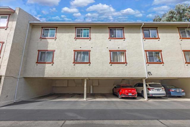 Image 32 of 35 For 2625 Keystone Avenue 207