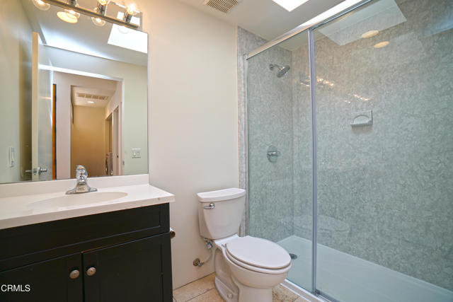 1325 Linda Rosa Avenue, Los Angeles CA: https://media.crmls.org/mediaz/dc1e1a77-a37a-47dd-95ce-063a280c0151.jpg