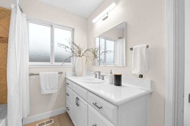 16251 Lilac Lane, Los Gatos CA: https://media.crmls.org/mediaz/dc1e8fa6-0f01-445f-863b-d4e6f6e19902.jpg