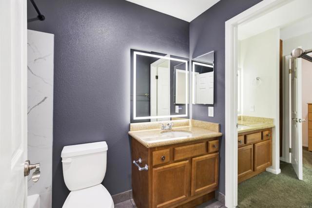 Detail Gallery Image 10 of 21 For 432 Edgehill Ln #169,  Oceanside,  CA 92054 - 2 Beds | 1 Baths
