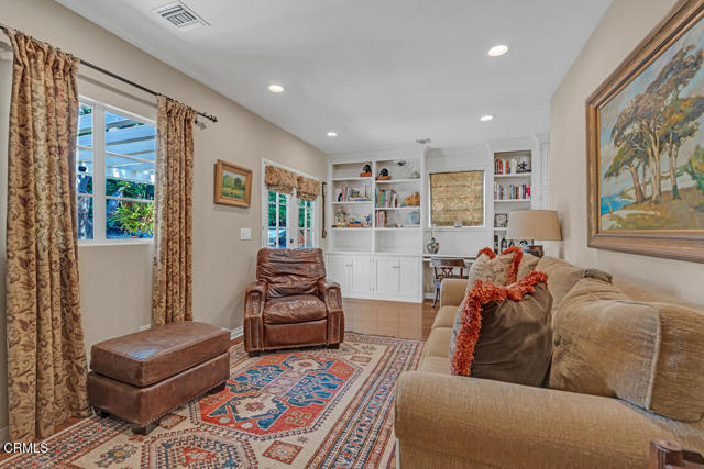 110 Glen Summer Road, Pasadena CA: https://media.crmls.org/mediaz/dc2167ce-3f49-44ef-b20a-46c7ec79ecfd.jpg