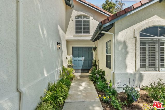 4046 Little Hollow Place photo 4