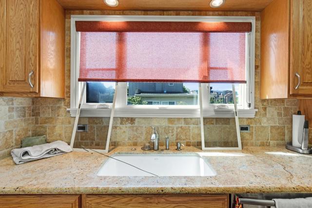200 Cayuga Avenue, San Francisco CA: https://media.crmls.org/mediaz/dc235acb-39af-4c68-a5a9-367cdbcd0e25.jpg