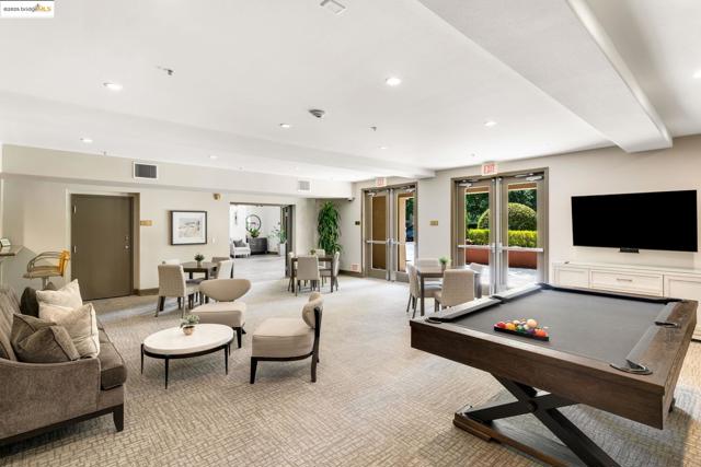 1800 Alma, Walnut Creek CA: https://media.crmls.org/mediaz/dc23606a-5f2a-4dce-80c0-2e27c88c25e4.jpg