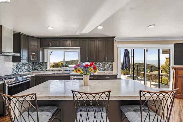 Image 7 of 42 For 28016 Whitestone Ct