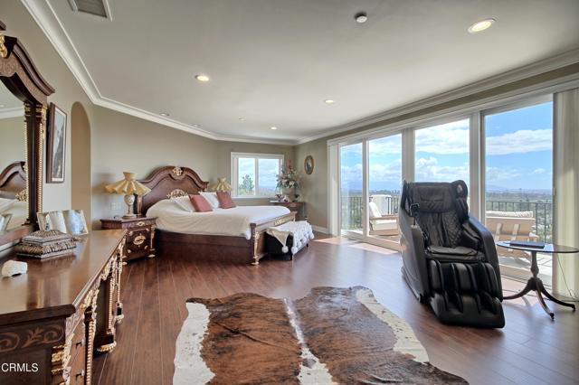 6153 Cobblestone Drive, Ventura CA: https://media.crmls.org/mediaz/dc2437dc-9f45-4e9f-9ce7-718203d26cca.jpg