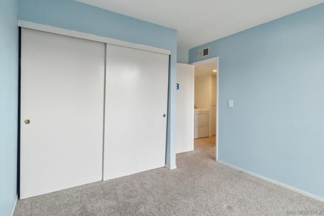 7700 Parkway Dr, La Mesa CA: https://media.crmls.org/mediaz/dc25546b-05ce-4814-977d-fa6498146846.jpg