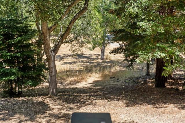 2 Thistle Street, Portola Valley CA: https://media.crmls.org/mediaz/dc25621a-f6b3-45a5-baec-8179fe7b3f62.jpg