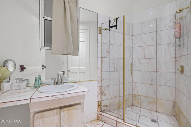 31505 Pacific Coast Highway, Malibu CA: https://media.crmls.org/mediaz/dc266512-3d4c-415f-89d1-a9aeee5dbcdd.jpg