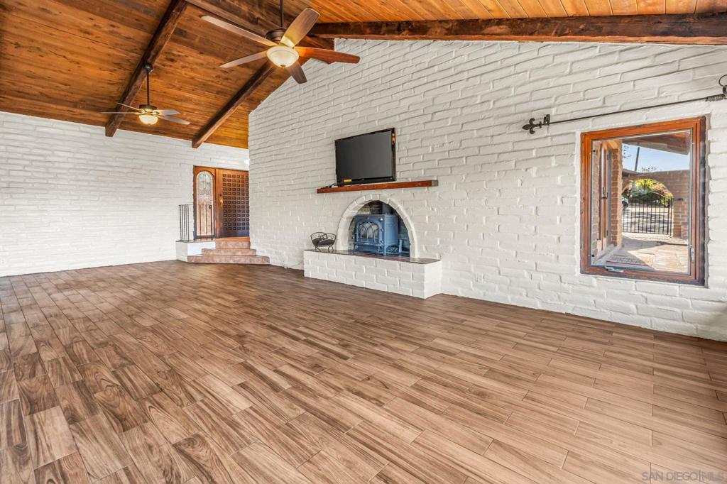 2305 Royal Oak - photo 16