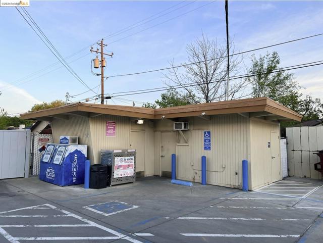 Image 1 of 4 For 153 11th  