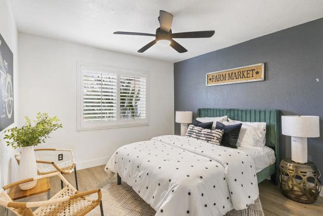 23235 Canyon Lake Dr S, Canyon Lake CA: https://media.crmls.org/mediaz/dc27a2bc-cd13-4054-86c9-a4c2e2c1b00f.jpg