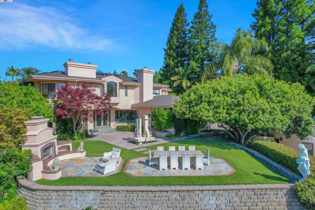 4478 Deer Ridge Road, Danville CA: https://media.crmls.org/mediaz/dc27f719-f7ef-4d51-aba5-4de28cfd9246.jpg