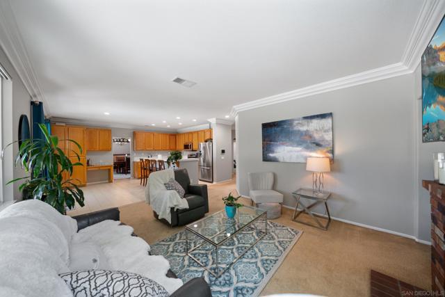 7387 Carrollton Pl, Corona CA: https://media.crmls.org/mediaz/dc287fda-4f80-4c6c-9330-e3e0a6c5ecde.jpg