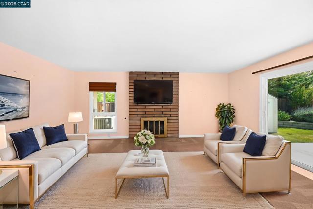 1236 Sherlock Way, Concord CA: https://media.crmls.org/mediaz/dc28ea7c-3a42-422c-abdd-329610f082b7.jpg