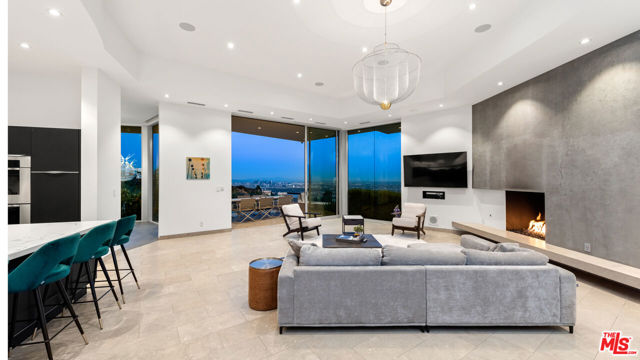 Drew Fenton | 9305 Nightingale Drive Los Angeles CA | MLS: 7240240