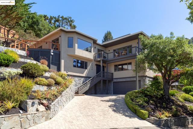 6330 Swainland Rd, Oakland CA: https://media.crmls.org/mediaz/dc29440d-fccb-409f-b7d5-50f8ccf009f9.jpg