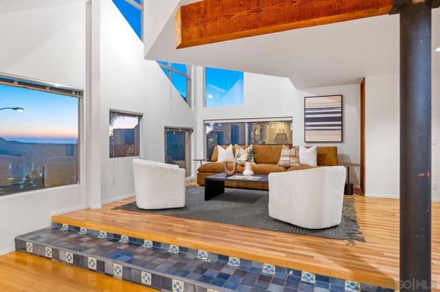 2506 Via Merano, Del Mar CA: https://media.crmls.org/mediaz/dc295c75-87fd-4df1-8234-53e60007dc1b.jpg