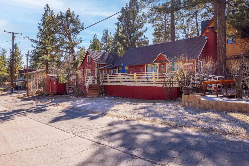 331 Mullins Drive