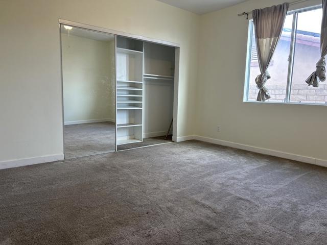 41575 Ashford Place Place, Indio CA: https://media.crmls.org/mediaz/dc29ac3e-f116-49e1-8874-4cfc75ec73ad.jpg