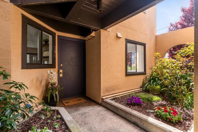 1 Laurel Street, San Carlos CA: https://media.crmls.org/mediaz/dc2a6d9e-9544-4c21-b7c9-abce75356f30.jpg