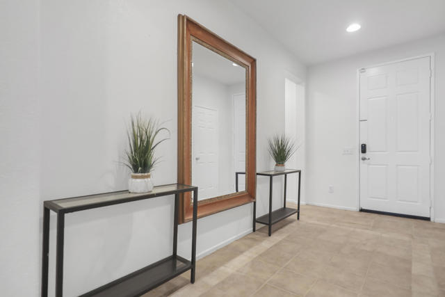 41153 Danforth Court, Indio CA: https://media.crmls.org/mediaz/dc2af0b8-4a86-484f-b1bd-25c55fbe0c75.jpg