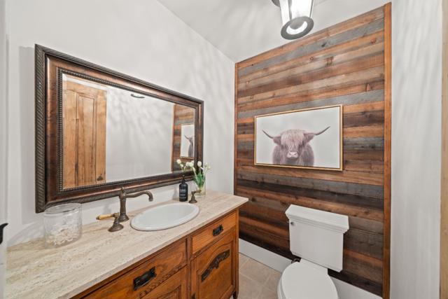1353 Edgewood Road, Redwood City CA: https://media.crmls.org/mediaz/dc2b342c-049b-4979-81b3-4eb97681878e.jpg