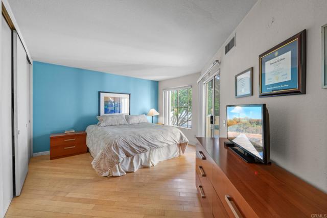 Detail Gallery Image 8 of 37 For 7228 Camino Degrazia #271,  San Diego,  CA 92111 - 3 Beds | 2 Baths