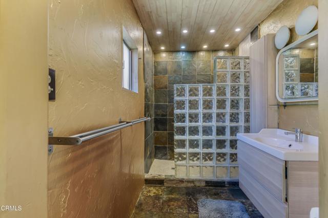 Detail Gallery Image 17 of 31 For 184 Kellogg St, Ventura,  CA 93001 - 2 Beds | 2 Baths