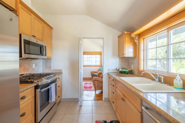 712 Cypress Street, Monterey CA: https://media.crmls.org/mediaz/dc2c7422-95cc-4629-a59c-88f506592db4.jpg