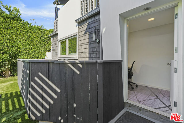 Drew Fenton | 3631 SERRA Road Malibu CA | MLS: 7403357 Drew Fenton | 3631 SERRA Road Malibu CA | MLS: 7403357