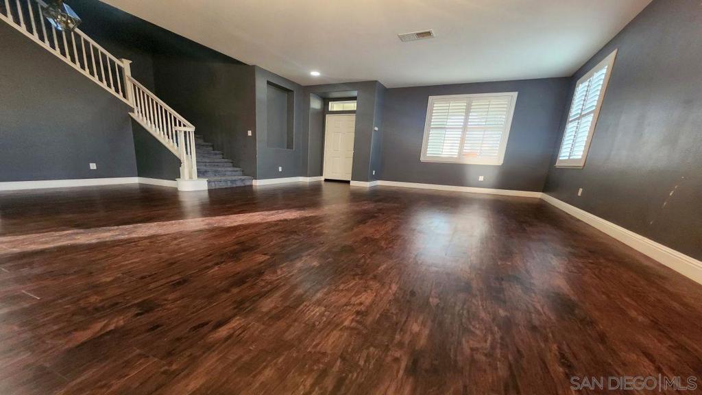 MLS #250045017SD image #30