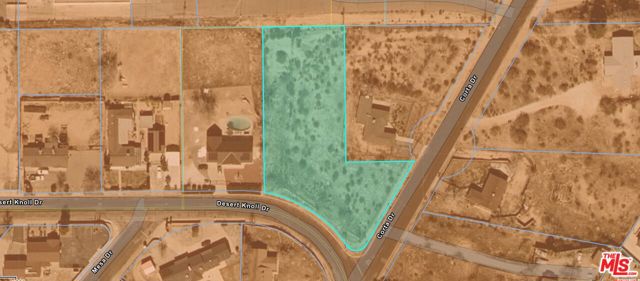 16350 Desert Knoll Drive, Victorville CA: https://media.crmls.org/mediaz/dc2db703-cf2e-465c-81a3-8671ccc1a054.jpg