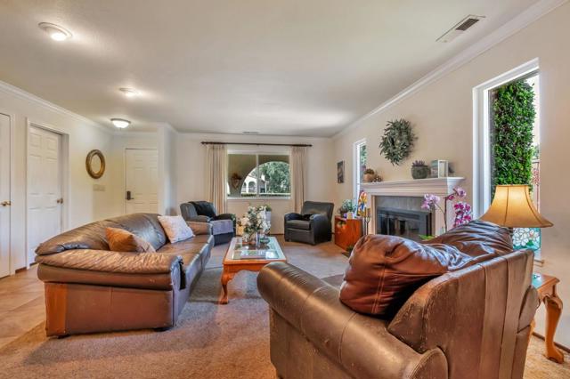 19 Magnolia Court, Watsonville CA: https://media.crmls.org/mediaz/dc2e9781-35a0-4e98-a667-0aa688a4076b.jpg