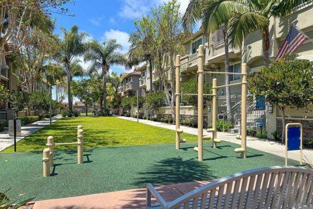 4031 Aidan Cir, Carlsbad CA: https://media.crmls.org/mediaz/dc2f4766-a916-45e8-8f25-b864c75113ef.jpg