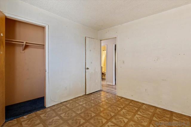 753 La Presa Ave, Spring Valley CA: https://media.crmls.org/mediaz/dc2f996c-5643-4c89-bd45-041f9bbfedba.jpg
