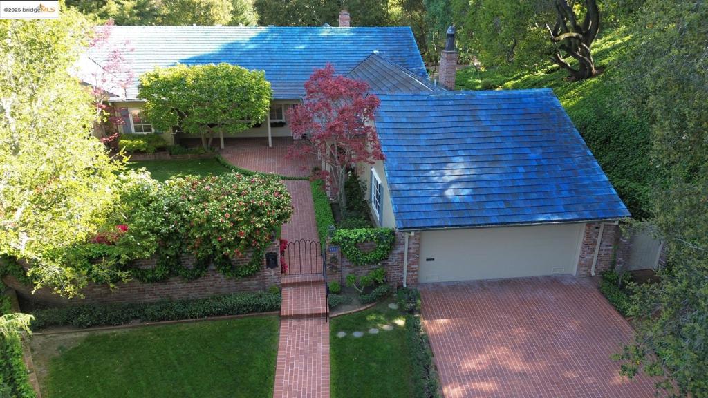 1111 Brookvale DR
